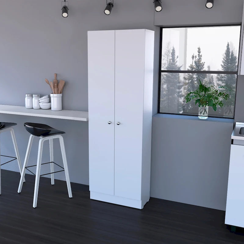 Armoire de rangement haute à double porte avec 5 étagères intérieures et poignées chromées