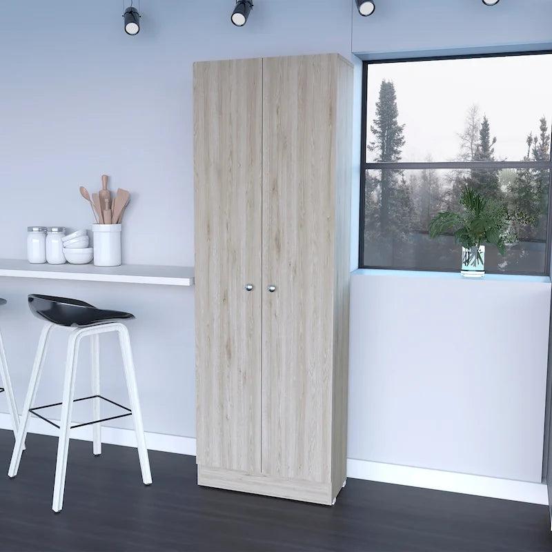 Armoire de rangement haute à double porte avec 5 étagères intérieures et poignées chromées