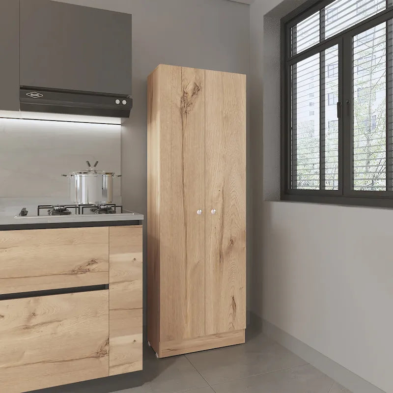 Armoire de rangement haute à double porte avec 5 étagères intérieures et poignées chromées