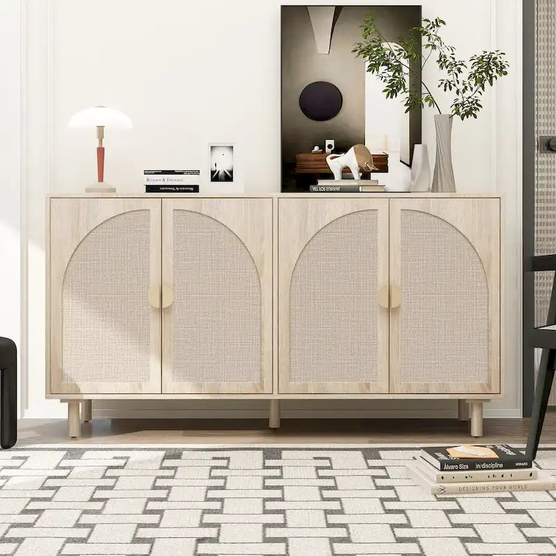 Buffet 4 portes avec panneaux en rotin arqués et pieds en bois massif